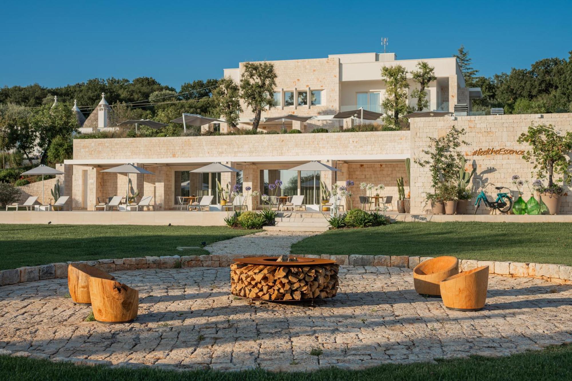 לינה וארוחת בוקר צ'יסטרנינו Essenza Relais Contemporaneo מראה חיצוני תמונה