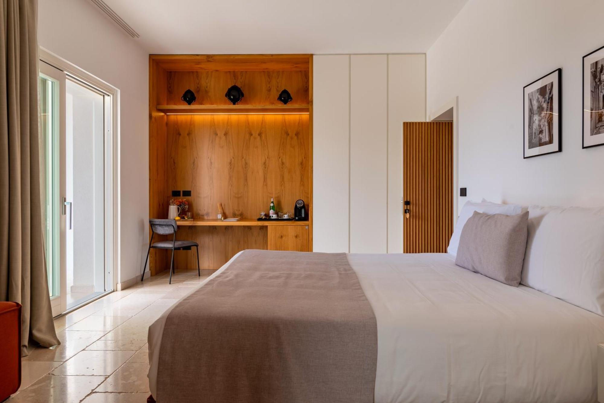 לינה וארוחת בוקר צ'יסטרנינו Essenza Relais Contemporaneo מראה חיצוני תמונה